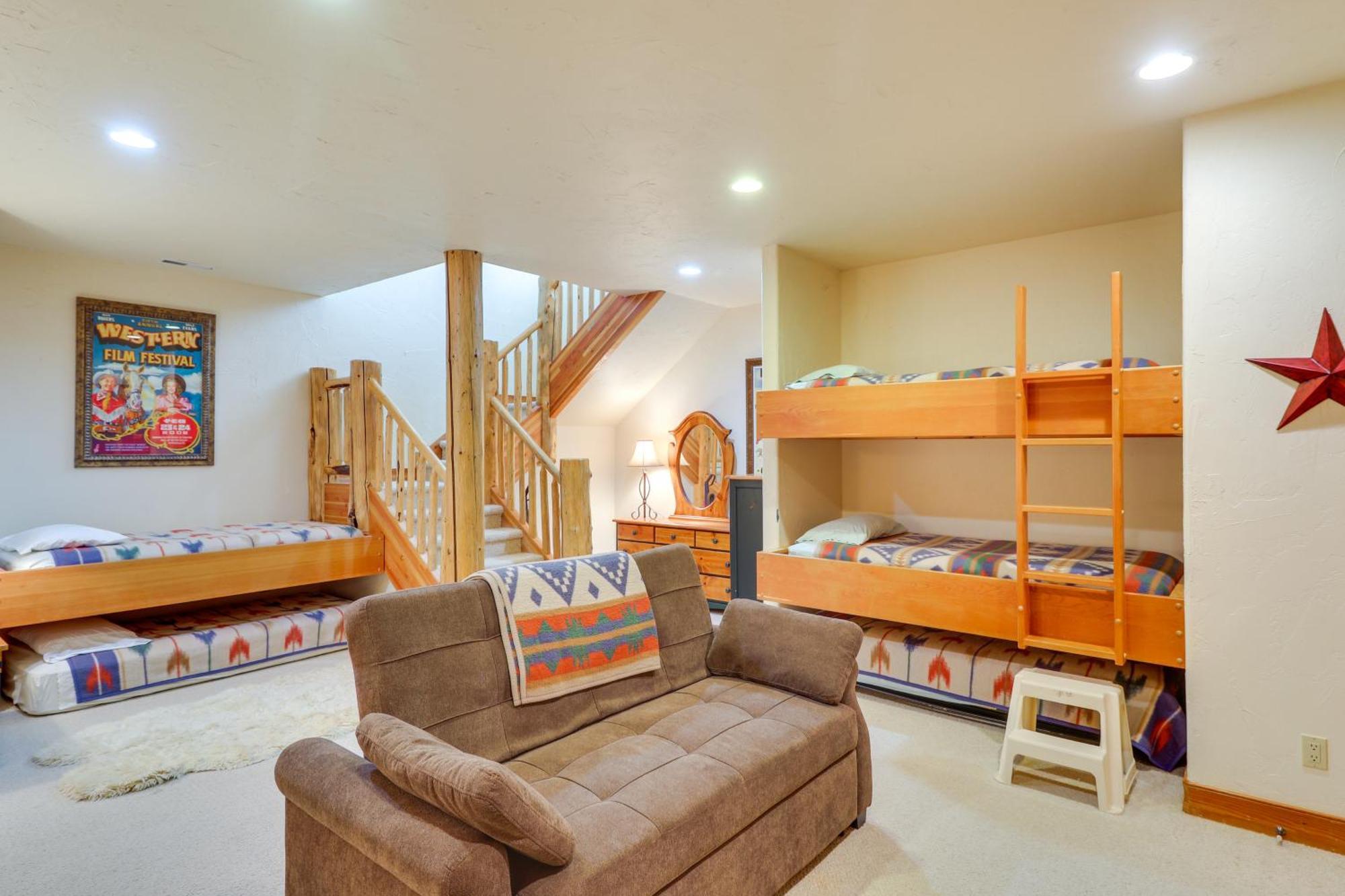 Spacious Whitefish Home With Sauna And Ski Resort View Екстер'єр фото